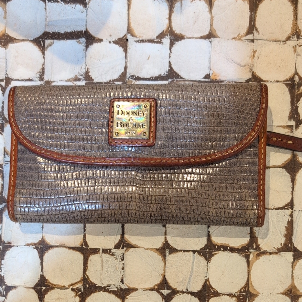 Dooney & Bourke Textured Gray Wallet With Brown Trim